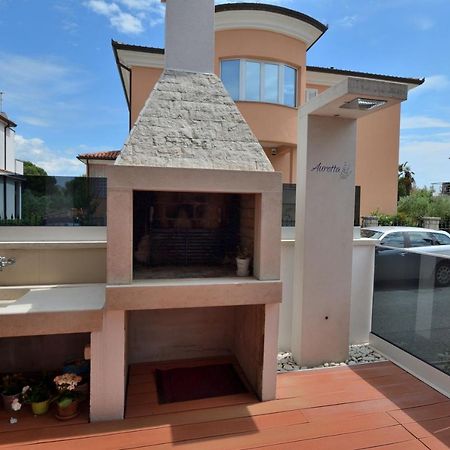 Auretta Apartment Novigrad Istria Esterno foto