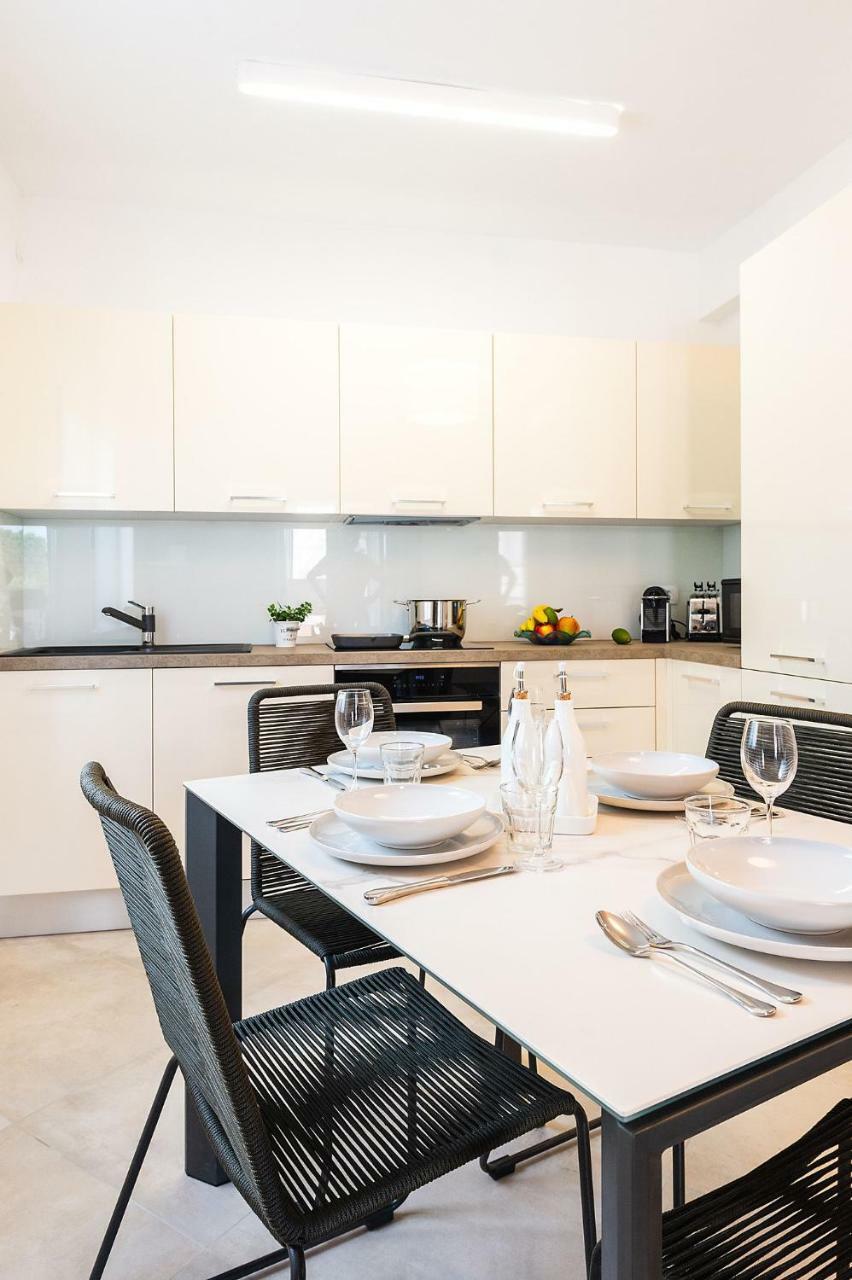 Auretta Apartment Novigrad Istria Esterno foto